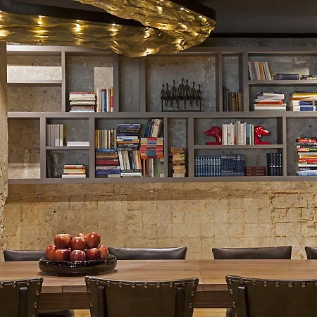 9hotel Mercy Отель