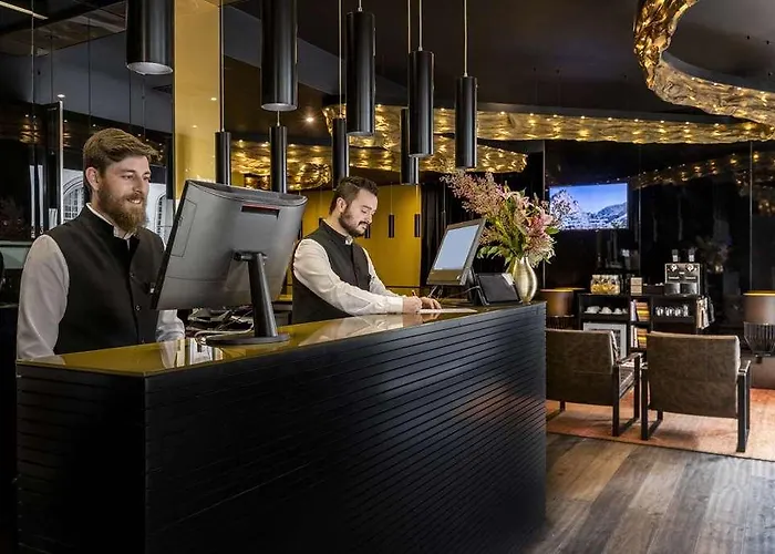 9hotel Mercy Отель 4*