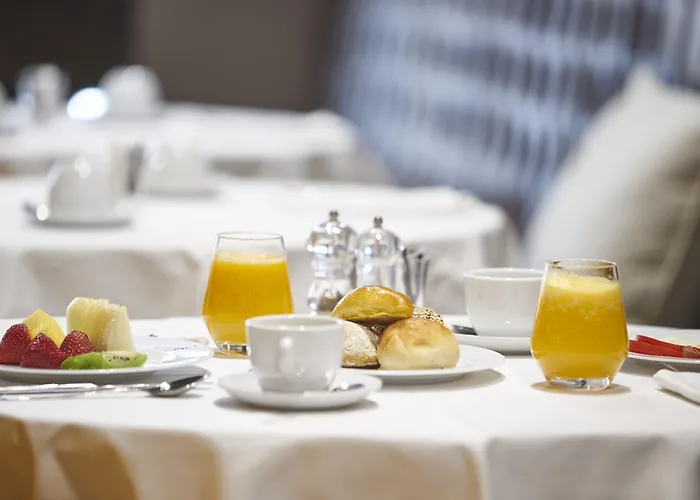 9hotel Mercy Отель Лиссабон