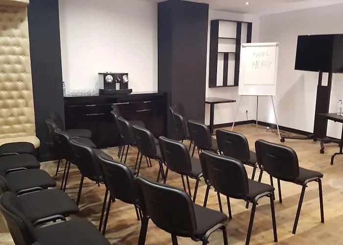 Отель 9hotel Mercy 4*