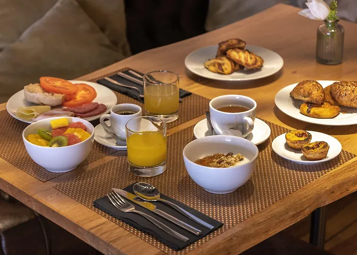 9hotel Mercy Отель