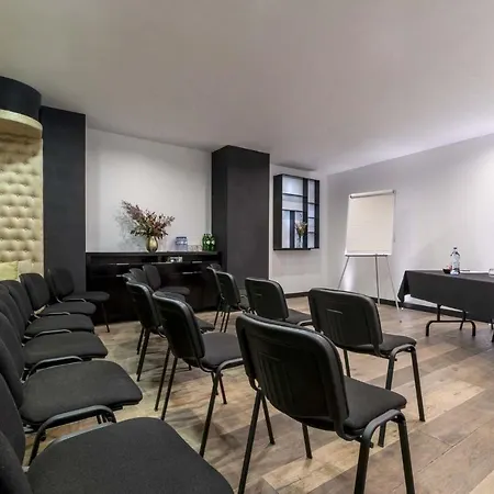 9호텔 머시 호텔 4*