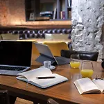 默西9号酒店 4*