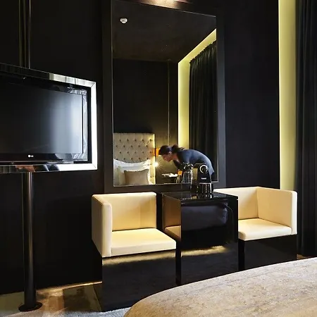 9hotel Mercy Отель 4*