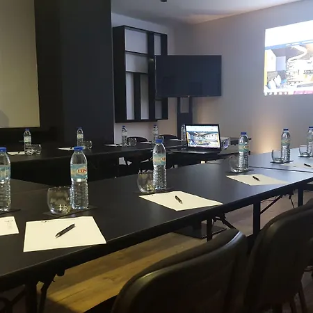 Отель 9hotel Mercy Лиссабон