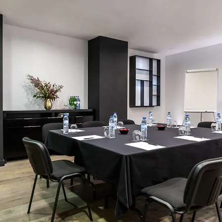 9hotel Mercy Отель Лиссабон