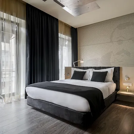 9hotel Mercy 4* Лиссабон