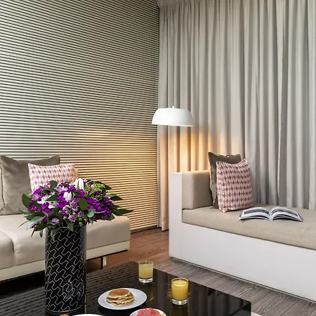Hotel 9hotel Mercy 4*