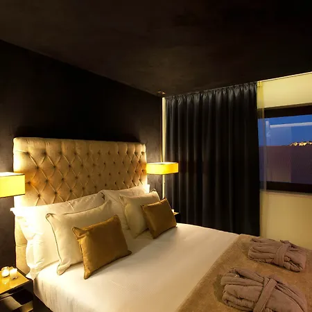 Отель 9hotel Mercy 4*