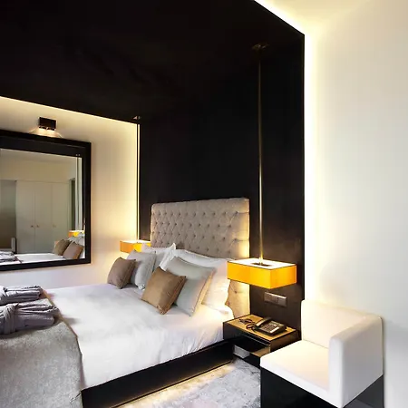 Готель 9hotel Mercy 4*