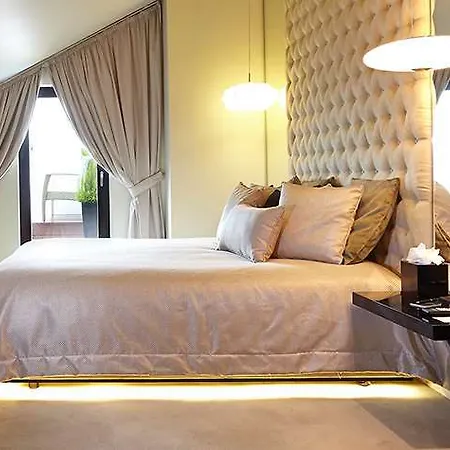 9hotel Mercy Hotel