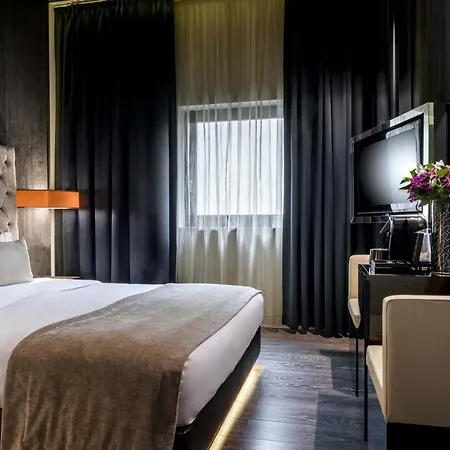 9hotel Mercy Отель Лиссабон