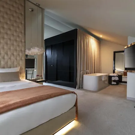 9hotel Mercy Лиссабон