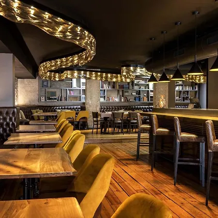 9hotel Mercy Отель