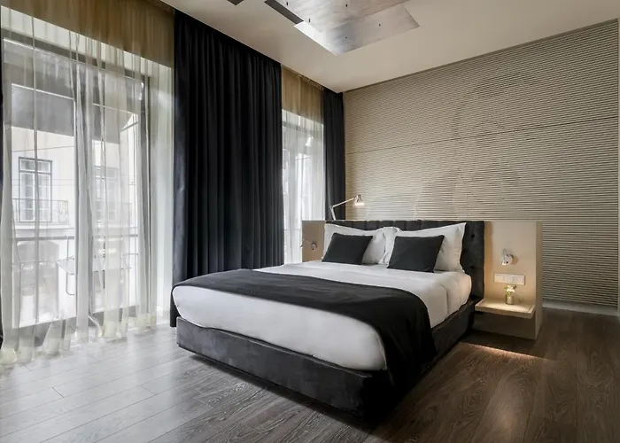 Hotel 9hotel Mercy 4*