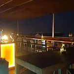 מלון 9hotel Mercy