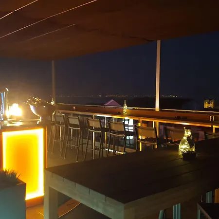 فندق 9hotel Mercy
