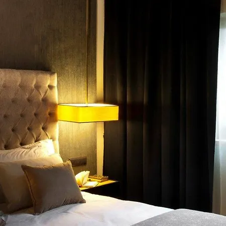 9hotel Mercy 4*