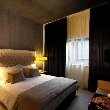 9hotel Mercy 4*